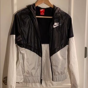 Women’s Nike Windbreaker